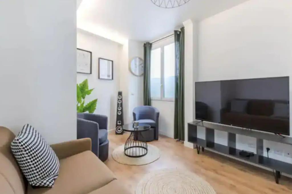 Roses Appartement Proche Sacree-Coeur/Montmarte Paris Bagian luar foto
